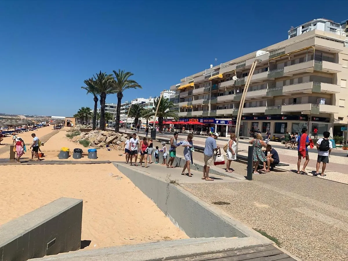 Eine Wohnung Fuer Den Perfekten Urlaub !!! Quarteira 0*,  Portugal